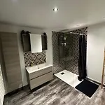Rez De Chaussee 4 Personnes 2 Avec Parking *