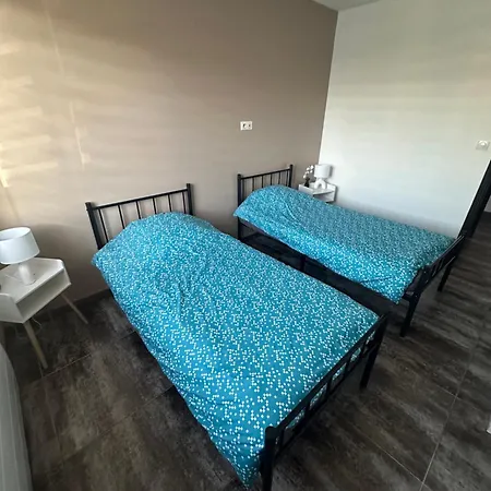 Rez De Chaussee 4 Personnes 2 Avec Parking